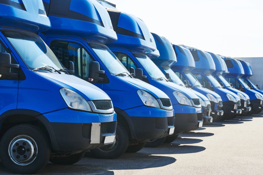 Fleet of vans in Sugar Land, TX with Commercial Auto Insurance